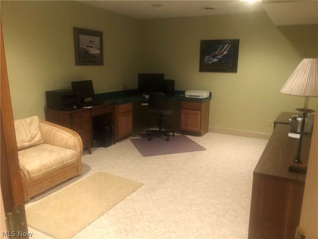 8135 Thackeray Court, Broadview Heights, OH 44147
