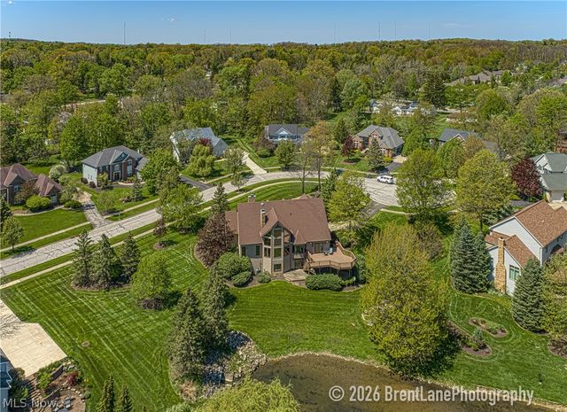 8135 Thackeray Court, Broadview Heights, OH 44147