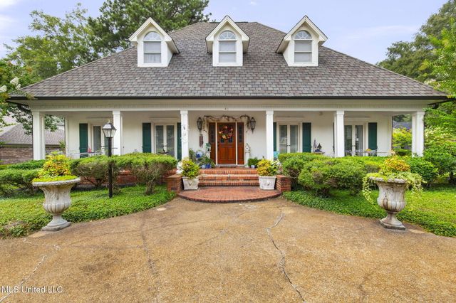 41 Long Cove Court, Madison, MS 39110