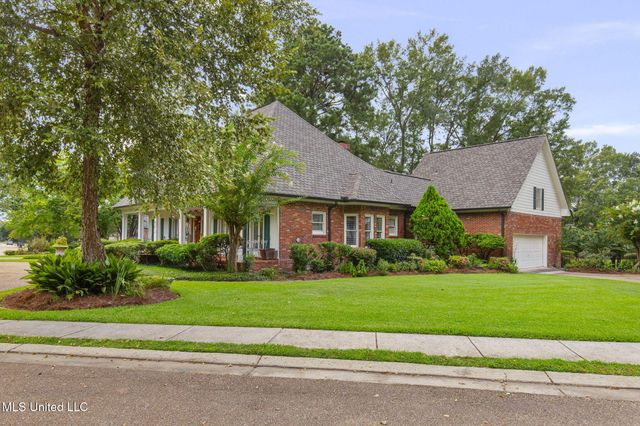 41 Long Cove Court, Madison, MS 39110