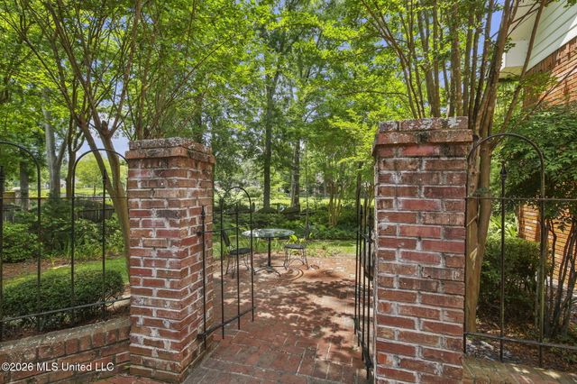 41 Long Cove Court, Madison, MS 39110