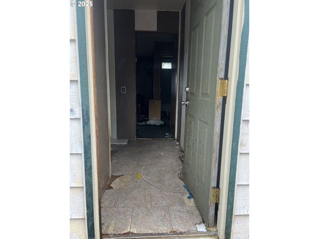 82964 HUNGRY HILL Rd, Creswell, OR 97426