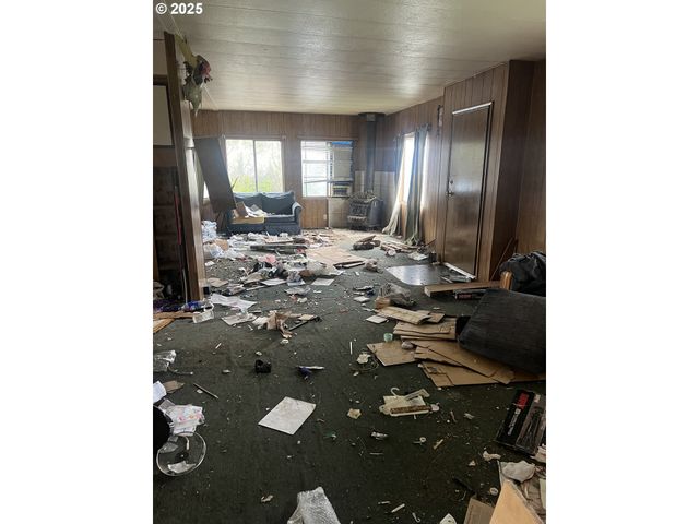 82964 HUNGRY HILL Rd, Creswell, OR 97426