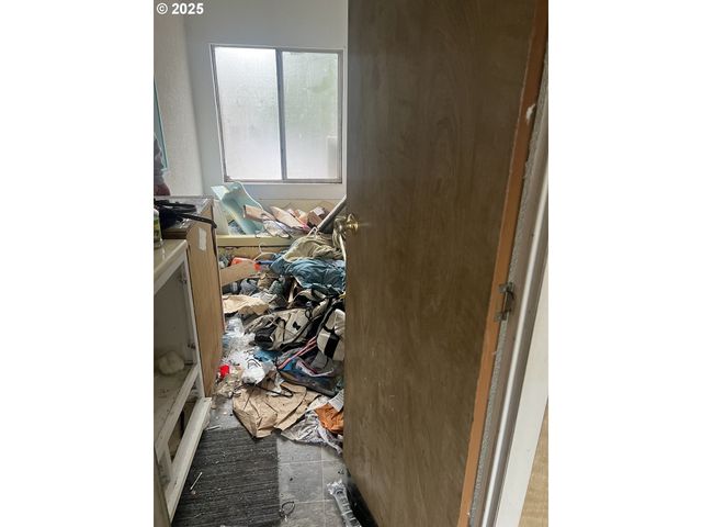 82964 HUNGRY HILL Rd, Creswell, OR 97426