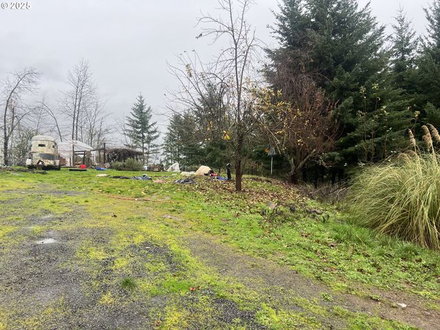 82964 HUNGRY HILL Rd, Creswell, OR 97426