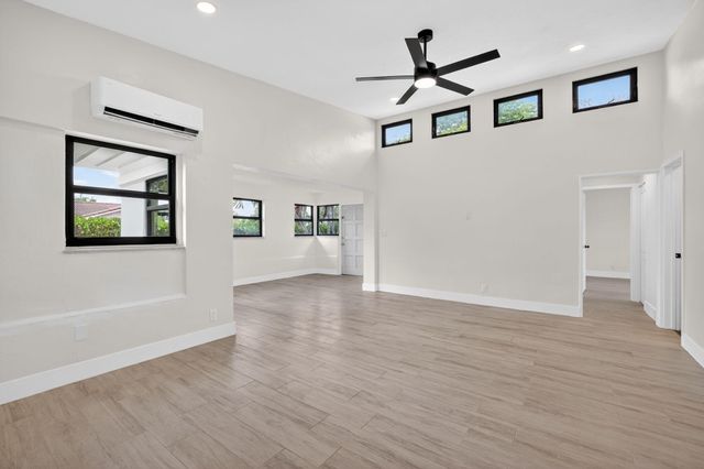 1403 NE 13th Street, Fort Lauderdale, FL 33304