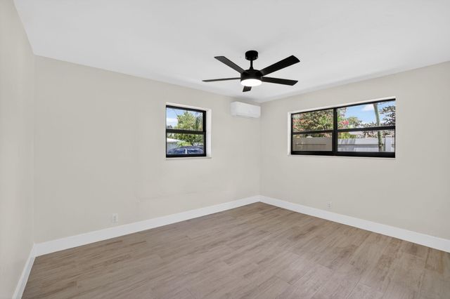 1403 NE 13th Street, Fort Lauderdale, FL 33304