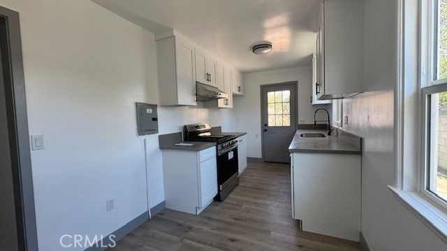 16748 16744 Athol, Fontana, CA 92335