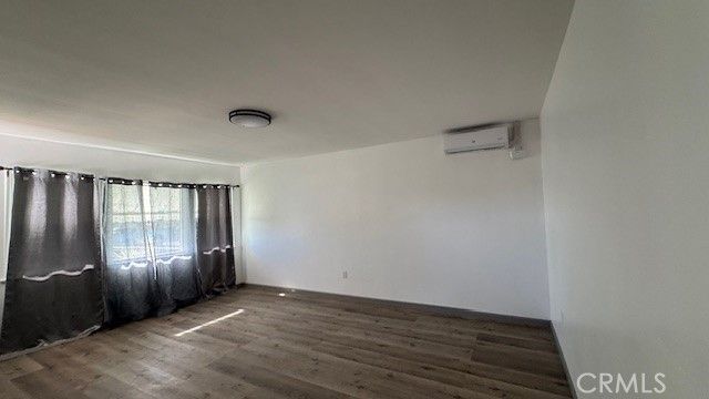 16748 16744 Athol, Fontana, CA 92335