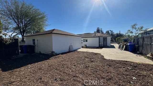16748 16744 Athol, Fontana, CA 92335