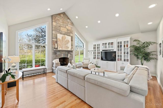 7740 Kugler Mill Road, Sycamore Twp, OH 45243