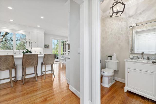 7740 Kugler Mill Road, Sycamore Twp, OH 45243