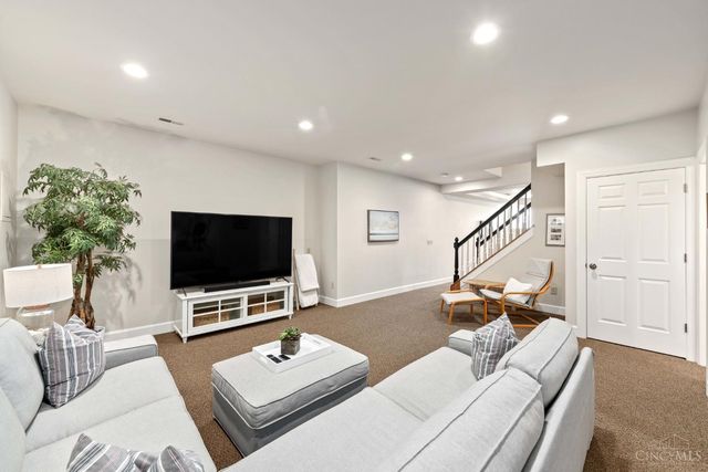 7740 Kugler Mill Road, Sycamore Twp, OH 45243