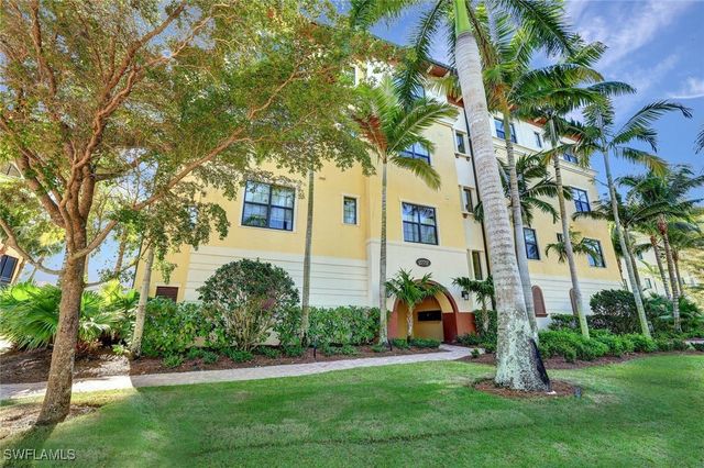 2772 Tiburon BLVD E 5-102, Naples, FL 34109