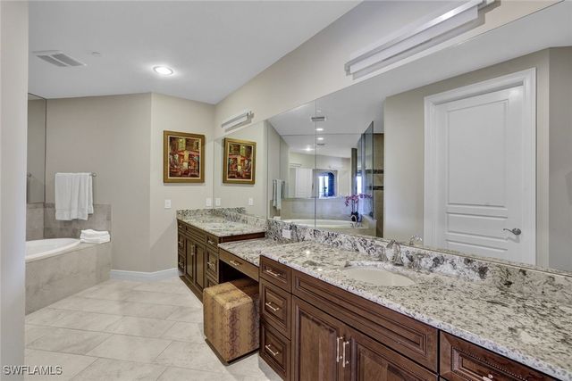 2772 Tiburon BLVD E 5-102, Naples, FL 34109