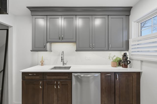 23208 Edsel Ford Court, St Clair Shores, MI 48080