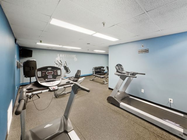 23208 Edsel Ford Court, St Clair Shores, MI 48080