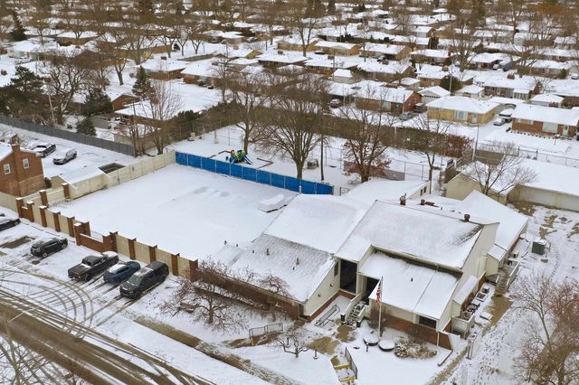 23208 Edsel Ford Court, St Clair Shores, MI 48080