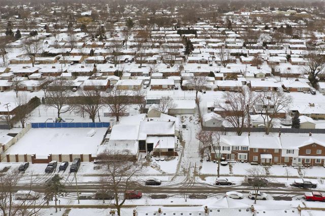 23208 Edsel Ford Court, St Clair Shores, MI 48080