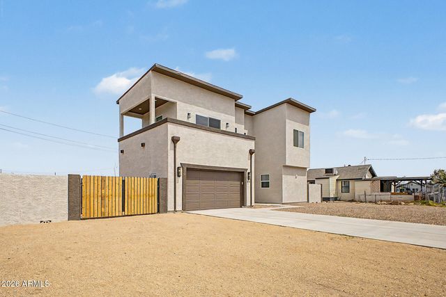 210 S 2ND Street W, Buckeye, AZ 85326