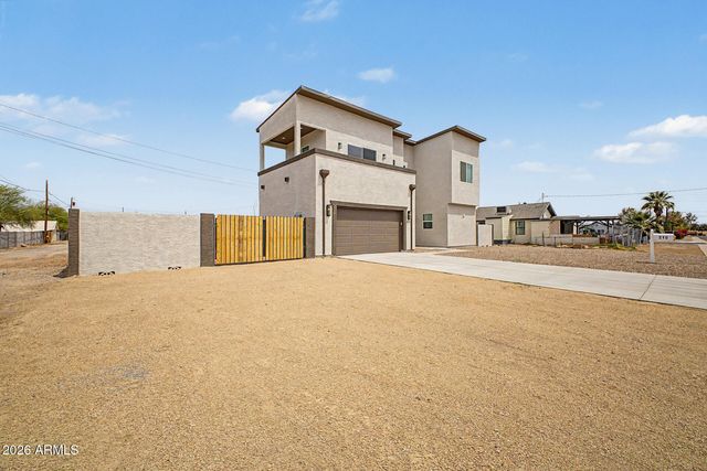 210 S 2ND Street W, Buckeye, AZ 85326