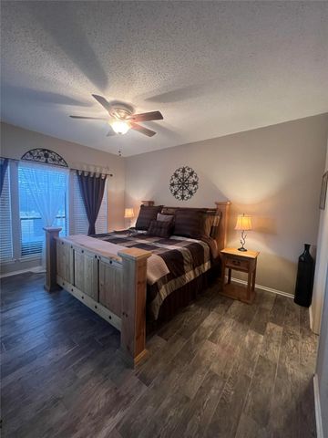 151 Summer Place Circle, Pottsboro, TX 75076