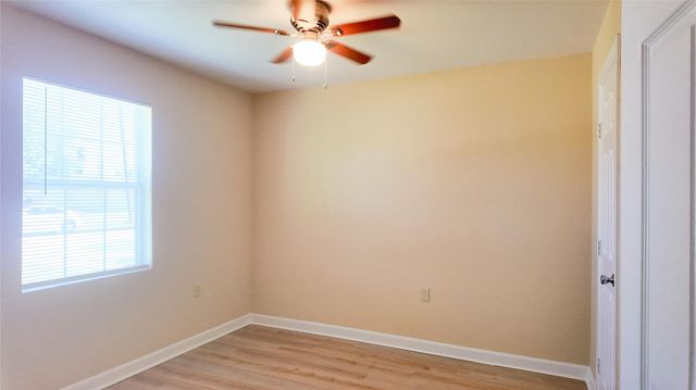 1221 Bayou Shore Drive, Galveston, TX 77551