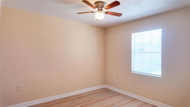 1221 Bayou Shore Drive, Galveston, TX 77551