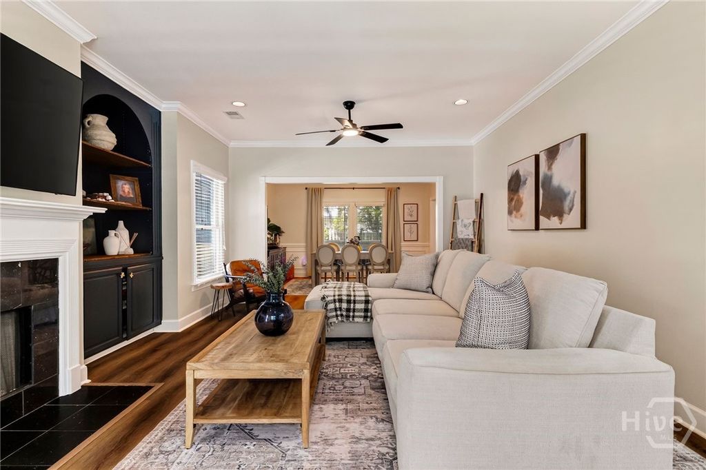 Image 11 of property listing at 9 Devon Road, Savannah, GA 31419