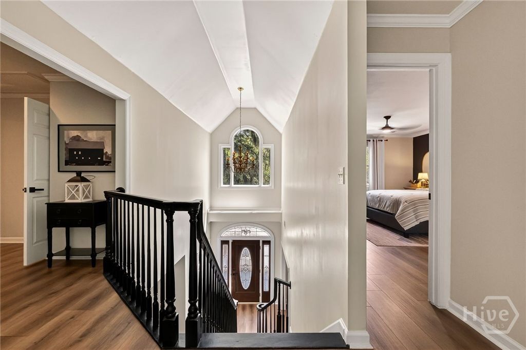Image 31 of property listing at 9 Devon Road, Savannah, GA 31419