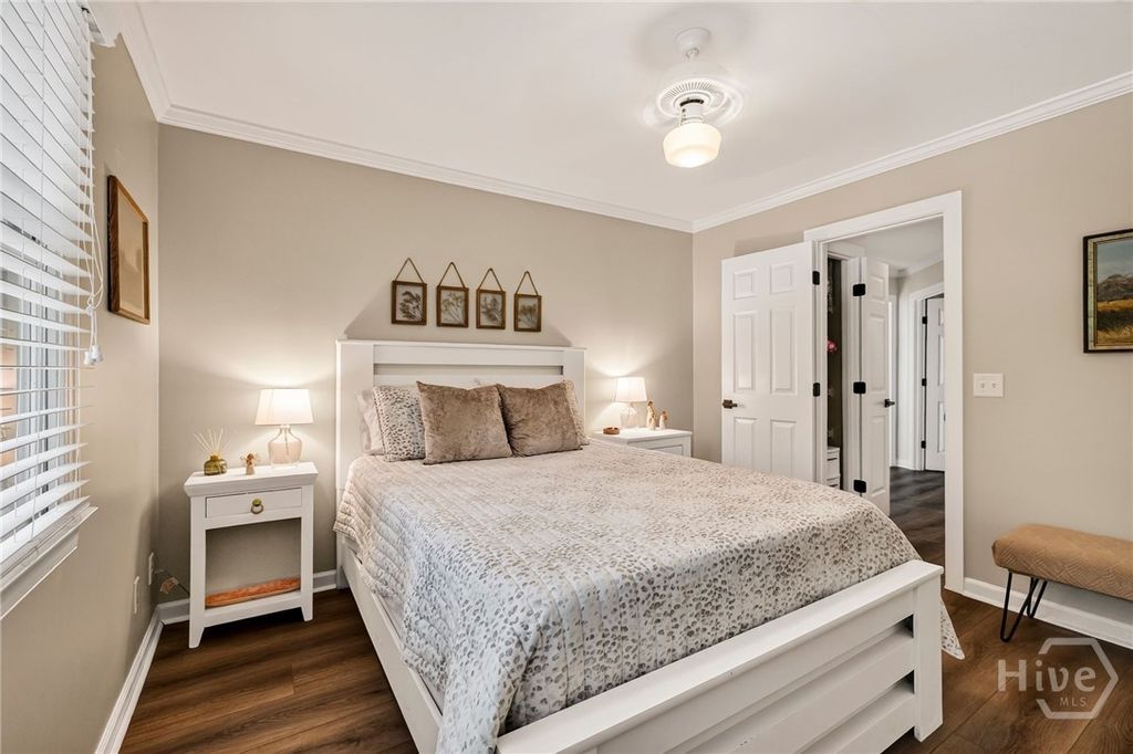 Image 41 of property listing at 9 Devon Road, Savannah, GA 31419