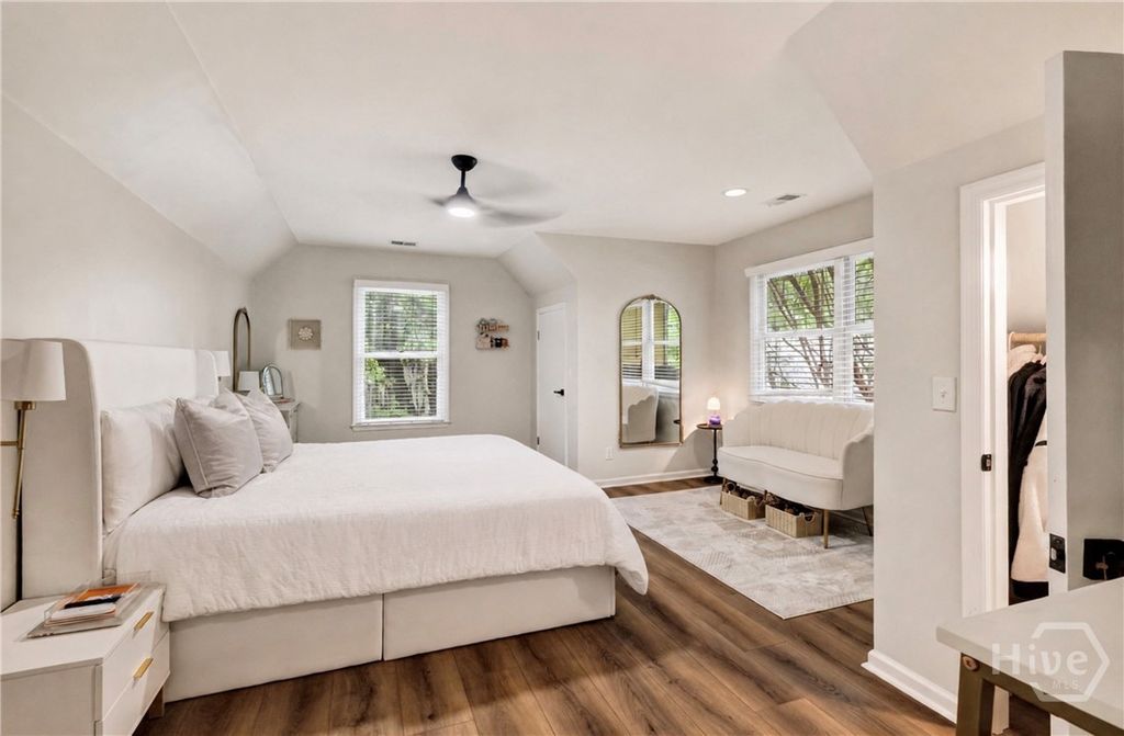 Image 46 of property listing at 9 Devon Road, Savannah, GA 31419