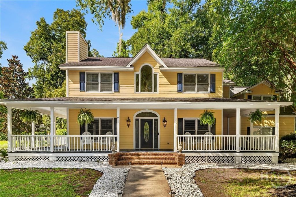 Image 5 of property listing at 9 Devon Road, Savannah, GA 31419