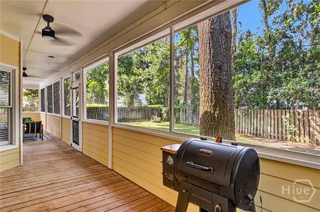 Image 56 of property listing at 9 Devon Road, Savannah, GA 31419