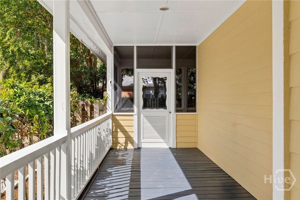 Image 57 of property listing at 9 Devon Road, Savannah, GA 31419
