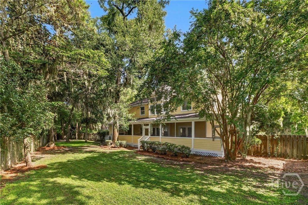 Image 59 of property listing at 9 Devon Road, Savannah, GA 31419