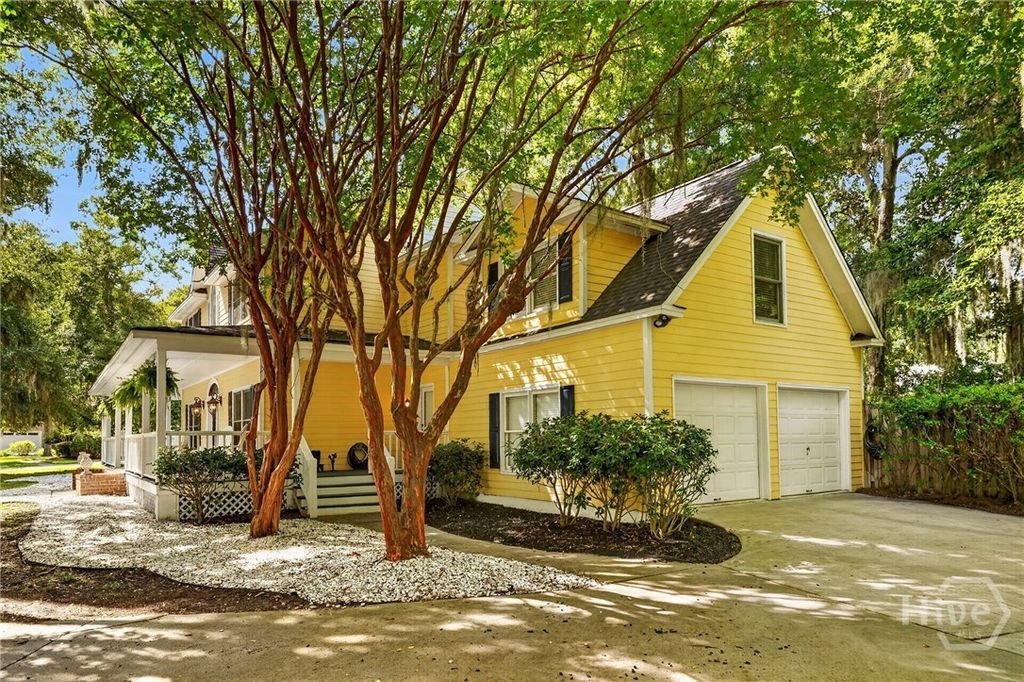 Image 66 of property listing at 9 Devon Road, Savannah, GA 31419