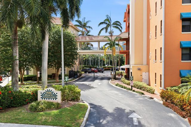1640 Presidential Way 501, West Palm Beach, FL 33401