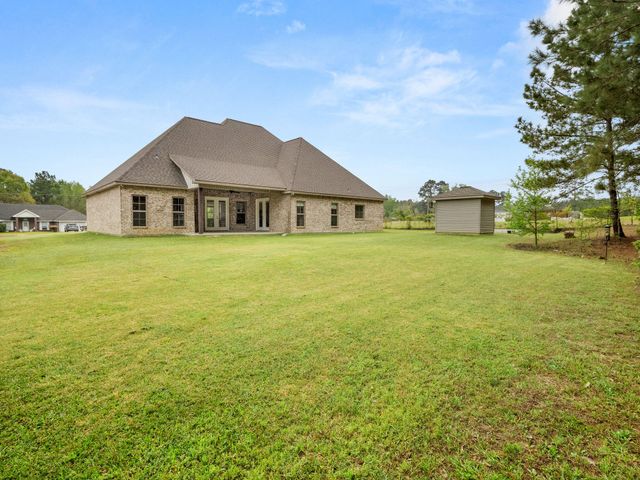 145 TRACIE DRIVE, Leesville, LA 71446