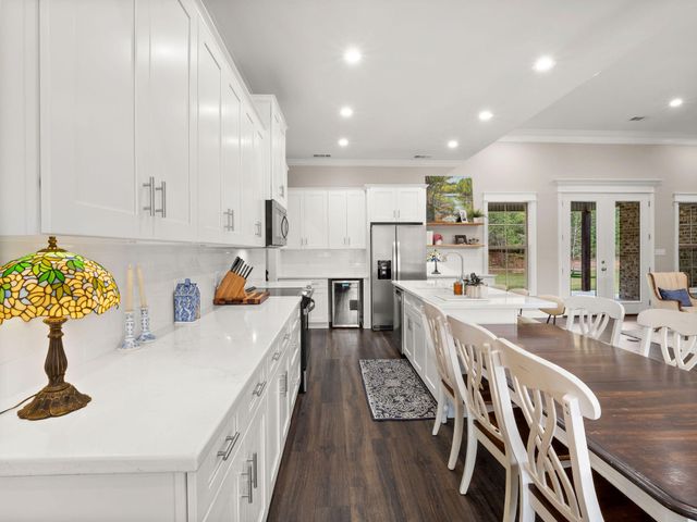 145 TRACIE DRIVE, Leesville, LA 71446