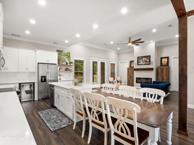 145 TRACIE DRIVE, Leesville, LA 71446