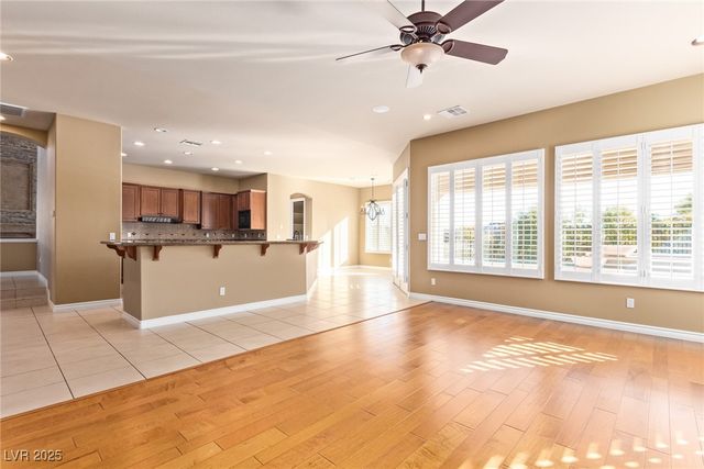 9805 QUEEN CHARLOTTE Drive, Las Vegas, NV 89145