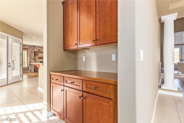 9805 QUEEN CHARLOTTE Drive, Las Vegas, NV 89145