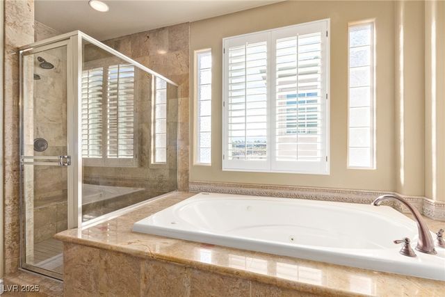 9805 QUEEN CHARLOTTE Drive, Las Vegas, NV 89145