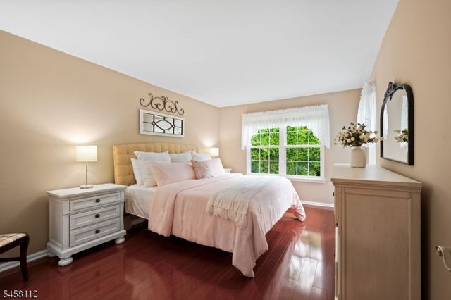3 Brookline Ct E, Montgomery Twp., NJ 08540