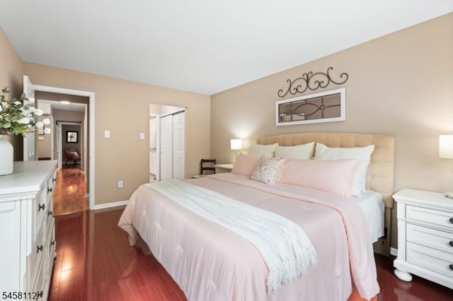 3 Brookline Ct E, Montgomery Twp., NJ 08540