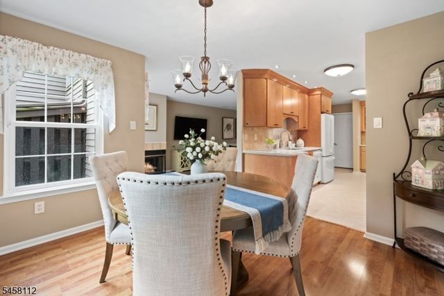 3 Brookline Ct E, Montgomery Twp., NJ 08540