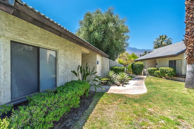 35 Pueblo Vista Drive, Palm Springs, CA 92264