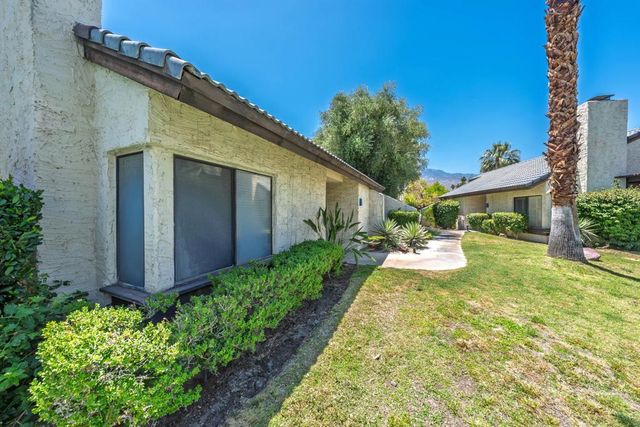 35 Pueblo Vista Drive, Palm Springs, CA 92264