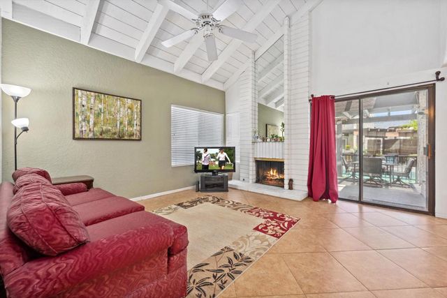 35 Pueblo Vista Drive, Palm Springs, CA 92264